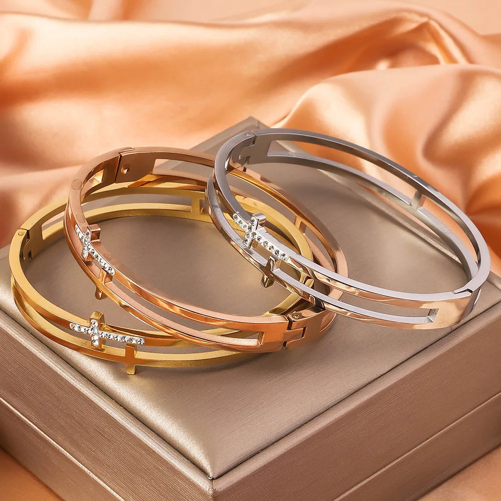 cross bracelet in silver gold colored aluminum iron